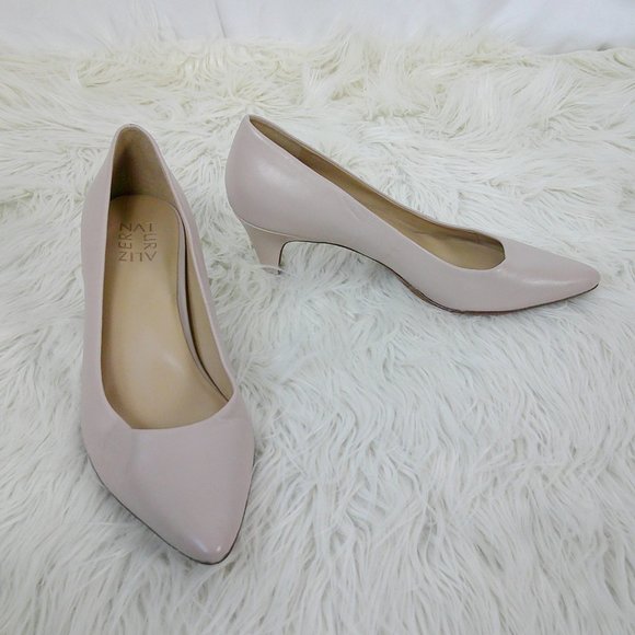naturalizer nude heels